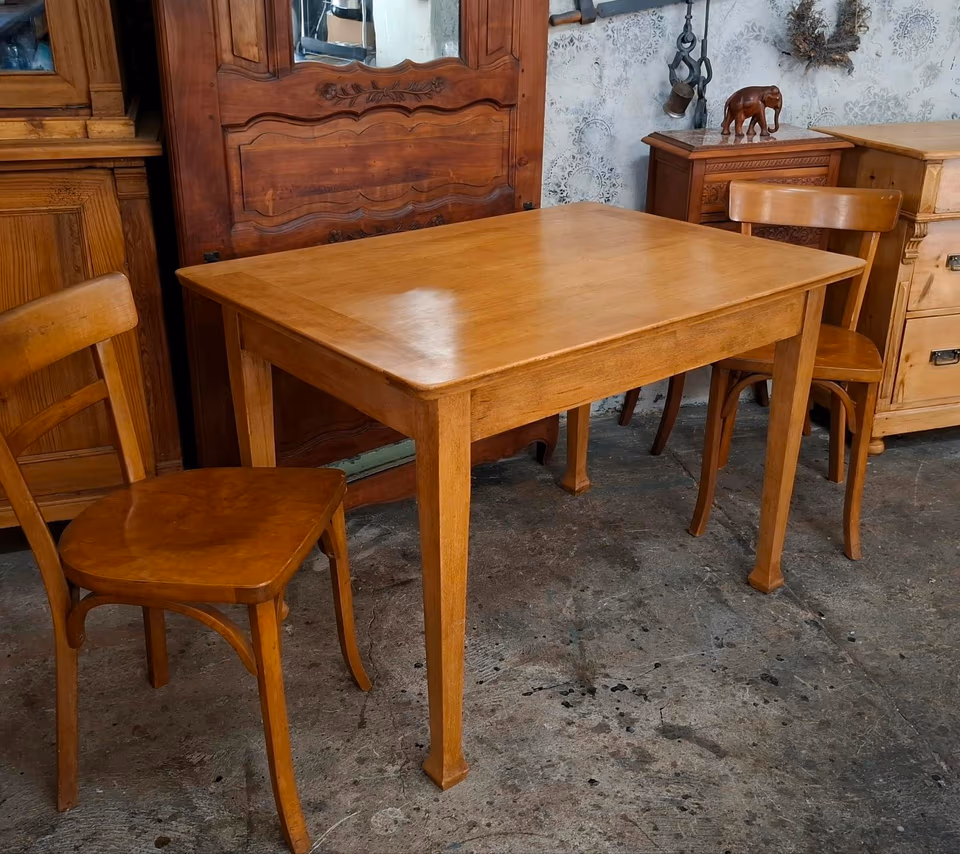 Antiker Eichentisch/Küchentisch/Eßtisch/Jugendstil