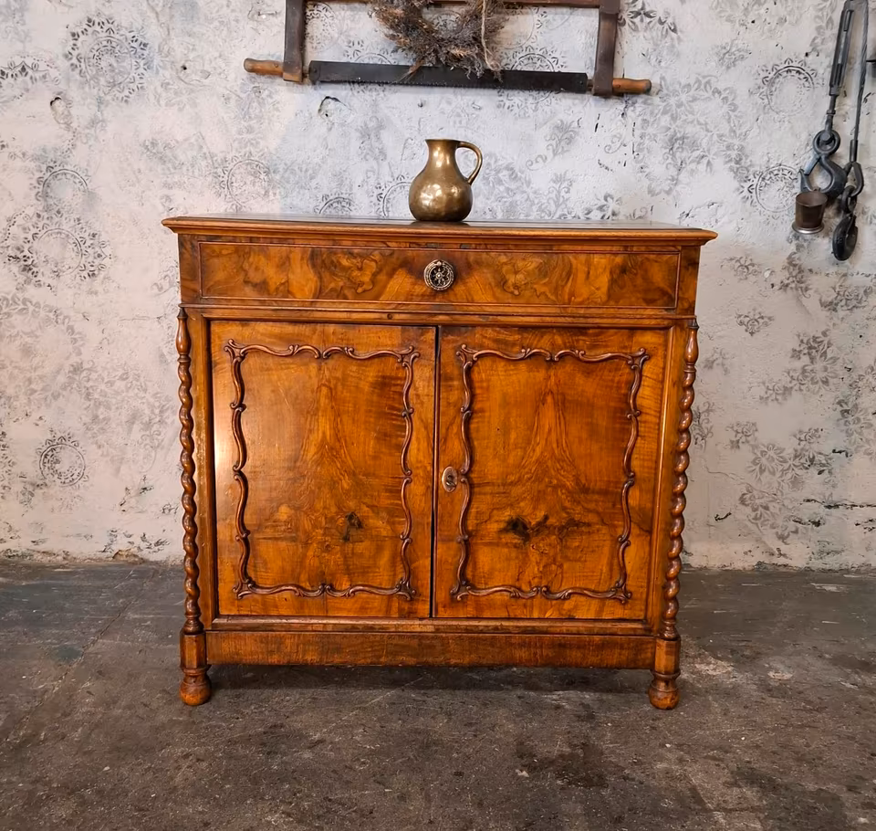 Biedermeier Schrank/ Walnuss/ Sideboard / Halbschrank/ Antik