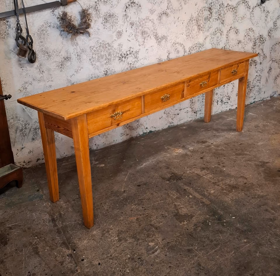Gesindetisch/Französischer Landhaustisch/Konsolentisch/ Antik.