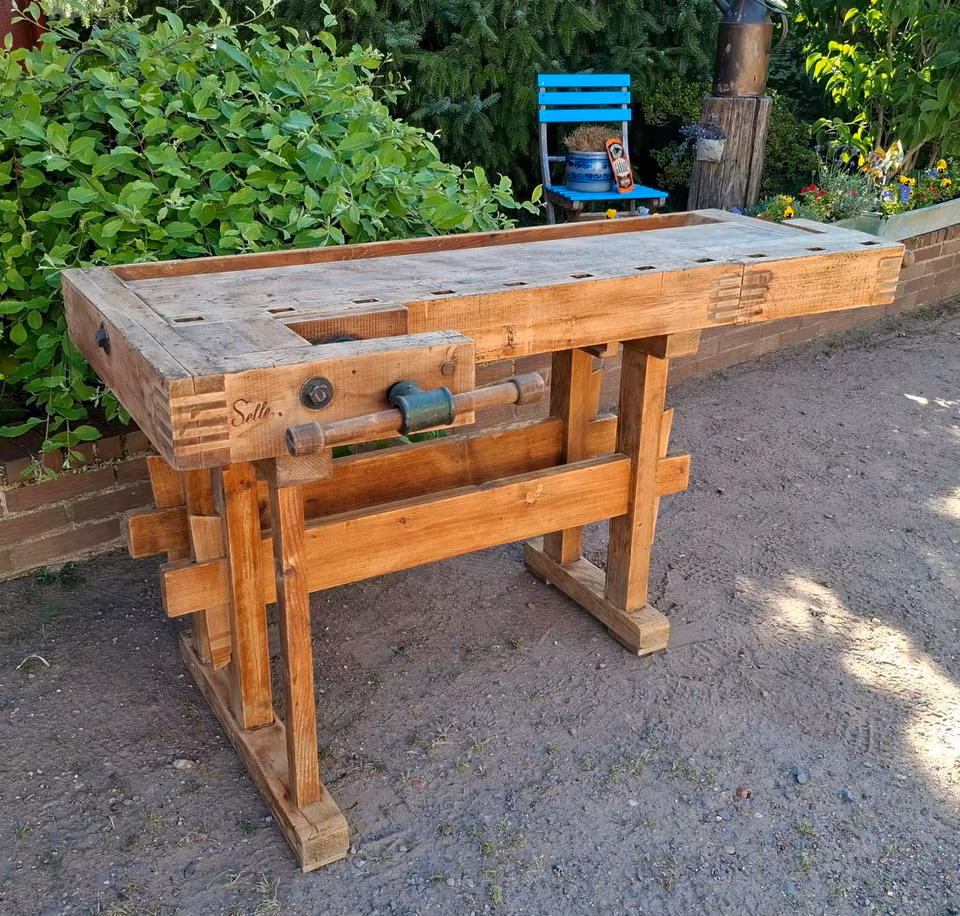 Antike Hobelbank/Old Wood Tischlerbank/ Werkbank!