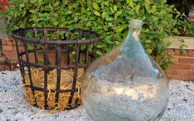 Antike Ballonflasche Demijhon Gärballon mit Metallkorb